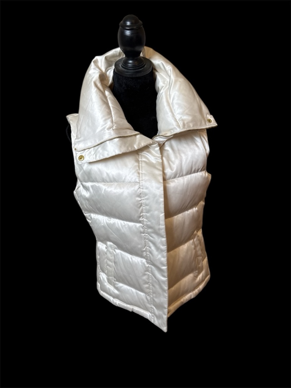 Talbot's Medium Women's White Puffer Vest with High Collar